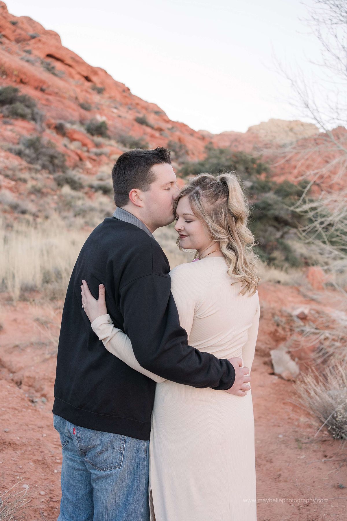 Red Rock Canyon, Las Vegas Nevada Engagement Photoshoot