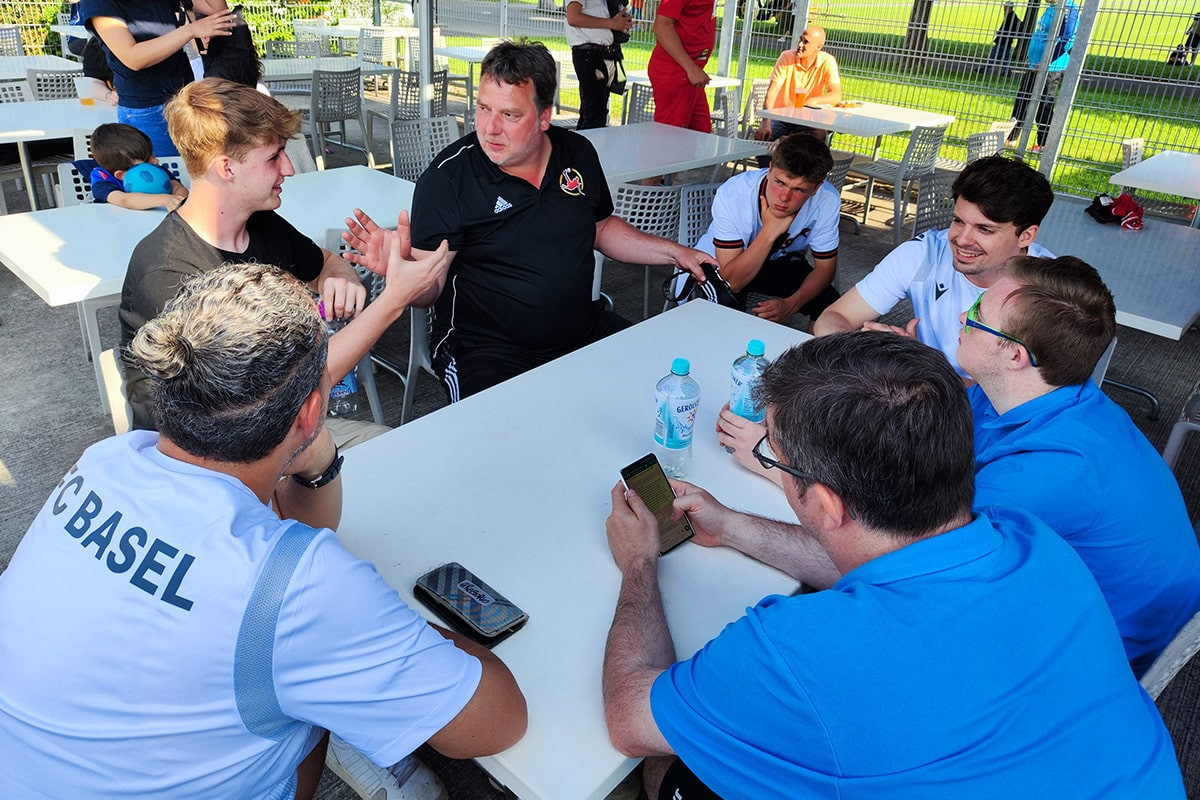 Austausch und Tipps bei Trainerbesprechungen