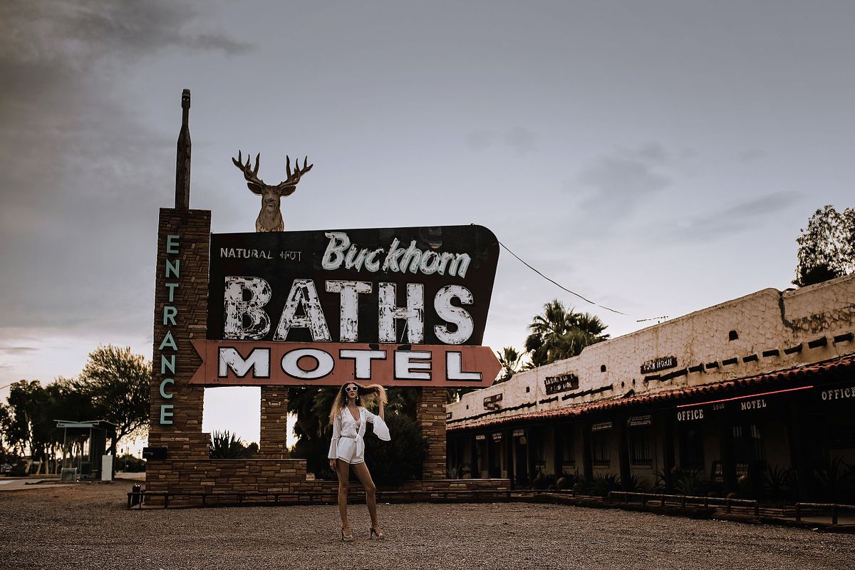 Creative fashion-forward portrait session at the historic Buckhorn Baths Motel in Mesa.