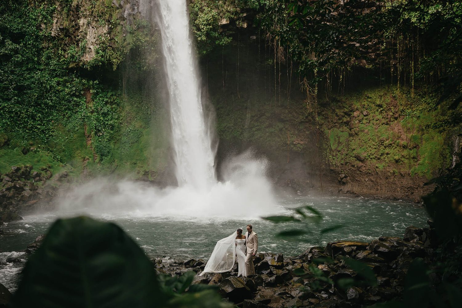 Costa Rica Elopement Photographer