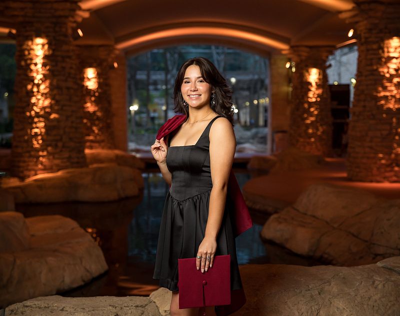 SENIOR: Kyleigh @ Hemisfair Park