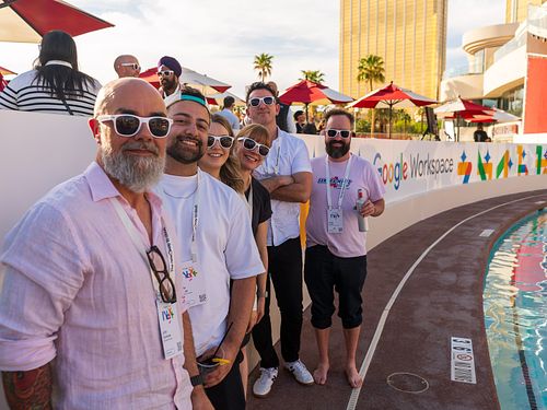 Group photo of attendees at the Google after party — event photography by David Andrade, Las Vegas