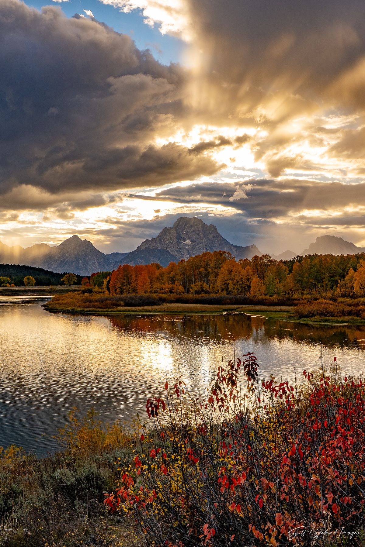 Mount Moran Fan of LIght