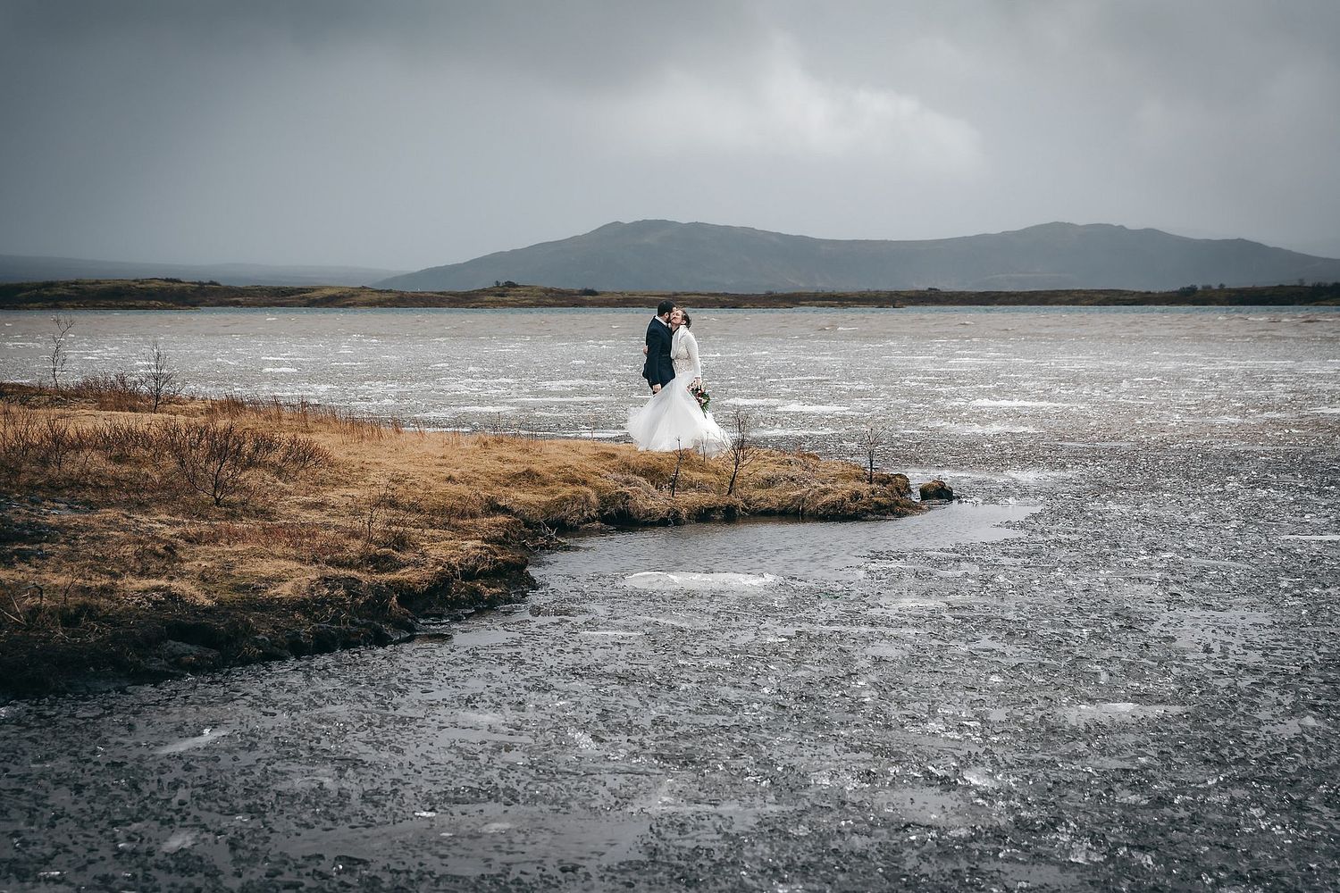 ICELAND WEDDING PHOTO