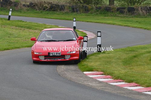 Toyota MR2 Turbo driven by Andy Bateson