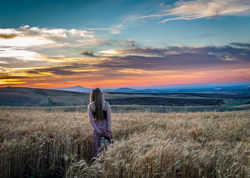 Mia Senior Pictures - HHS 2023