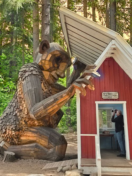 Jim Olson is a Motorsport, Wildlife, and Wedding photographer based out of beautiful Sequim, WA.