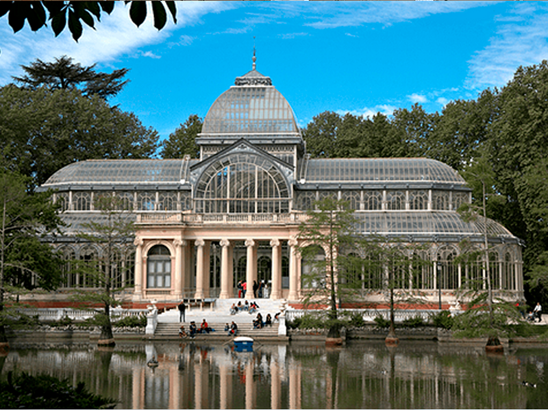 How to Plan a Destination Wedding in Madrid – Venue Guide, Costs & Legal Advice