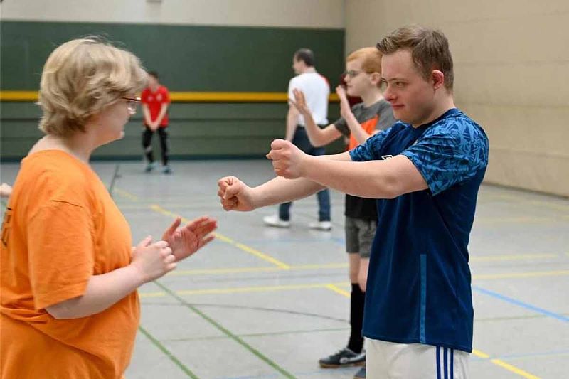 Gewaltpräventionskurs der Kickers wird fortgesetzt