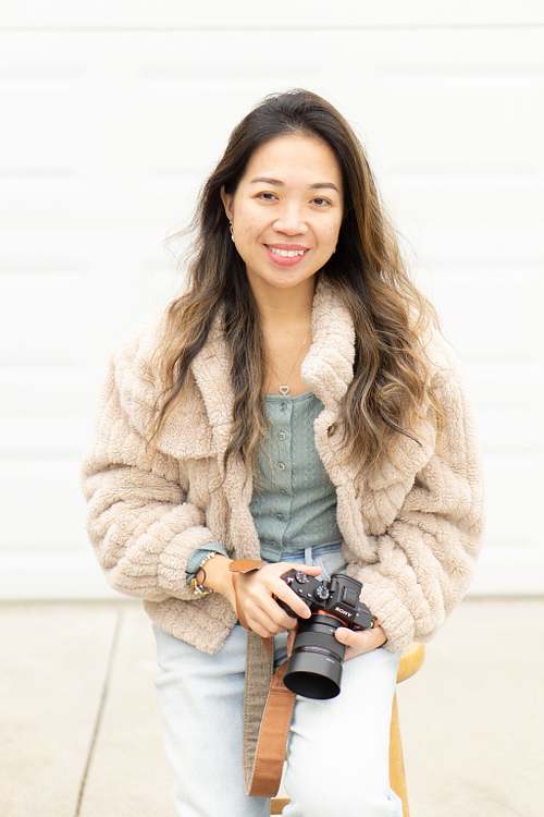 I'm Maybelle, a lifestyle and portrait photographer based in the heart of Las Vegas, Nevada.