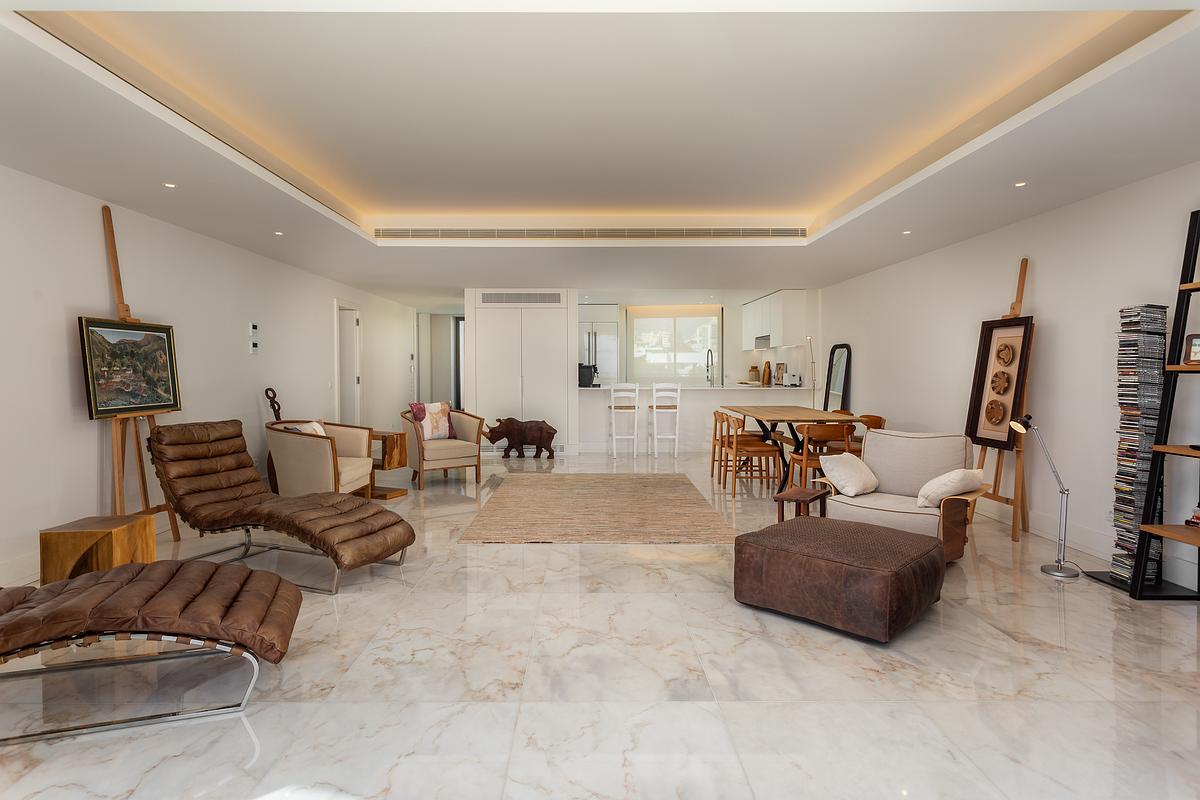 Apartamento T4 de Luxo no Legacy Residences Cascais com Vista Ma