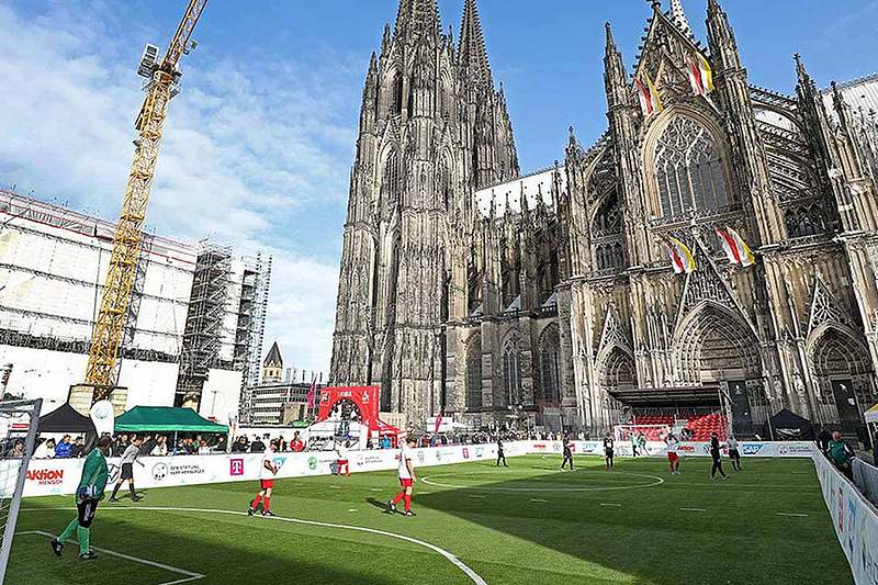 Sepp-Herberger-Stiftung: Begeisternde Premiere im Herzen Kölns