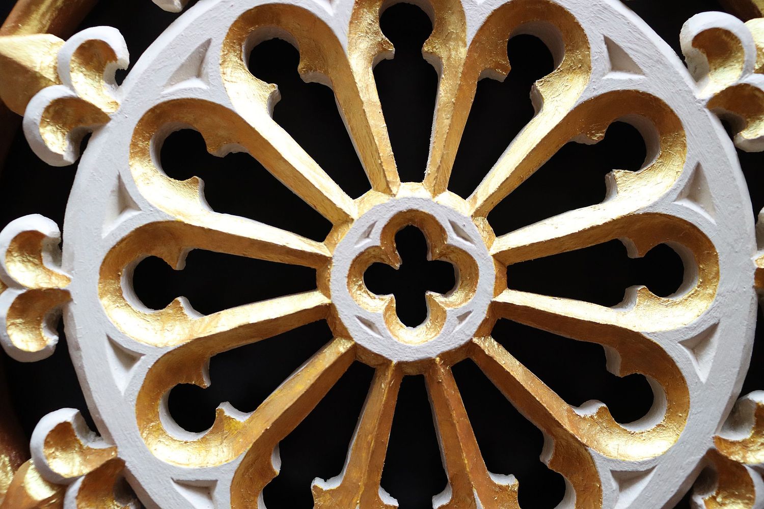 close up detail of the halo after paint
