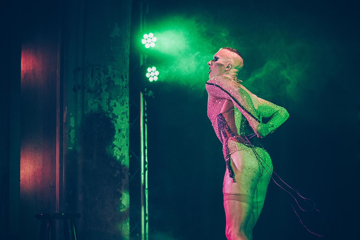 Burlesque performance