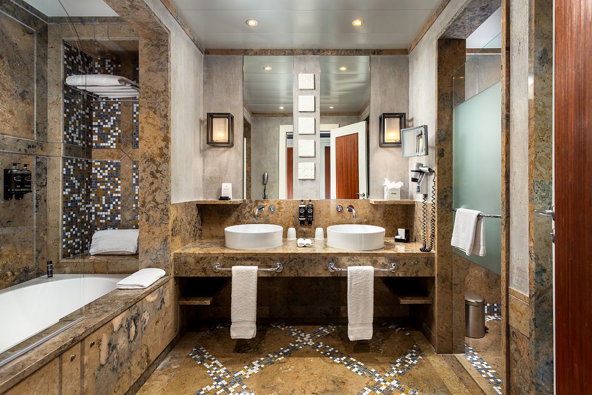 Produção fotográfica de no Grande Real Villa Itália, membro do THE LEADING HOTELS OF THE WORLD.