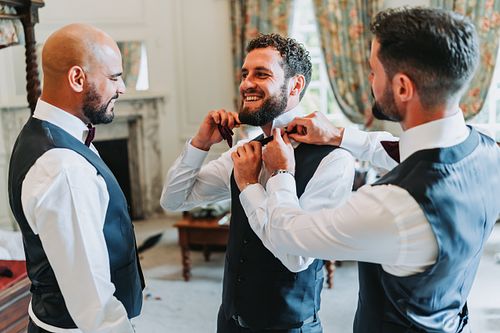 Groom and best men getting ready
