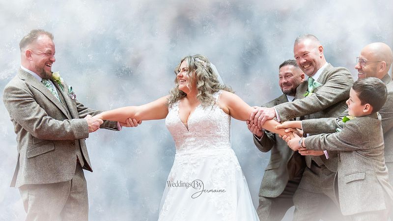 A Beautiful Leicester City Wedding: Matthew & Nichola’s Special Day