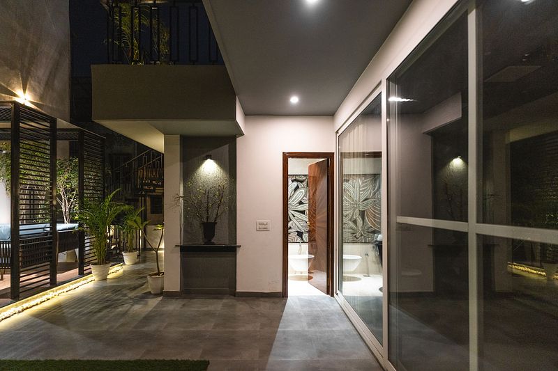 Interiors & Architecture