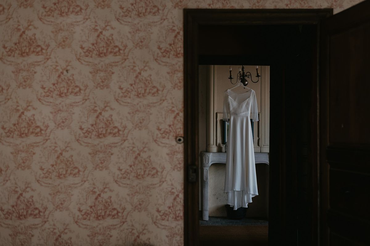 fine art wedding dress photographed in ch&acirc;teau in Beaujolais France &ndash; luxury bridal editorial photography