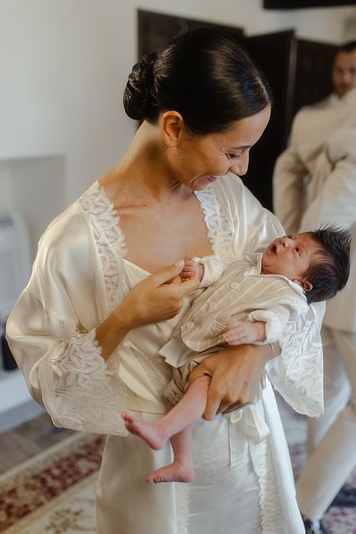 Preparativi sposa emozioni matrimonio Badia San Vittore Cingoli fotografie intime