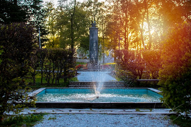 Er ute mellom 11:30 og 14:00 i dag, måndag 21. september.