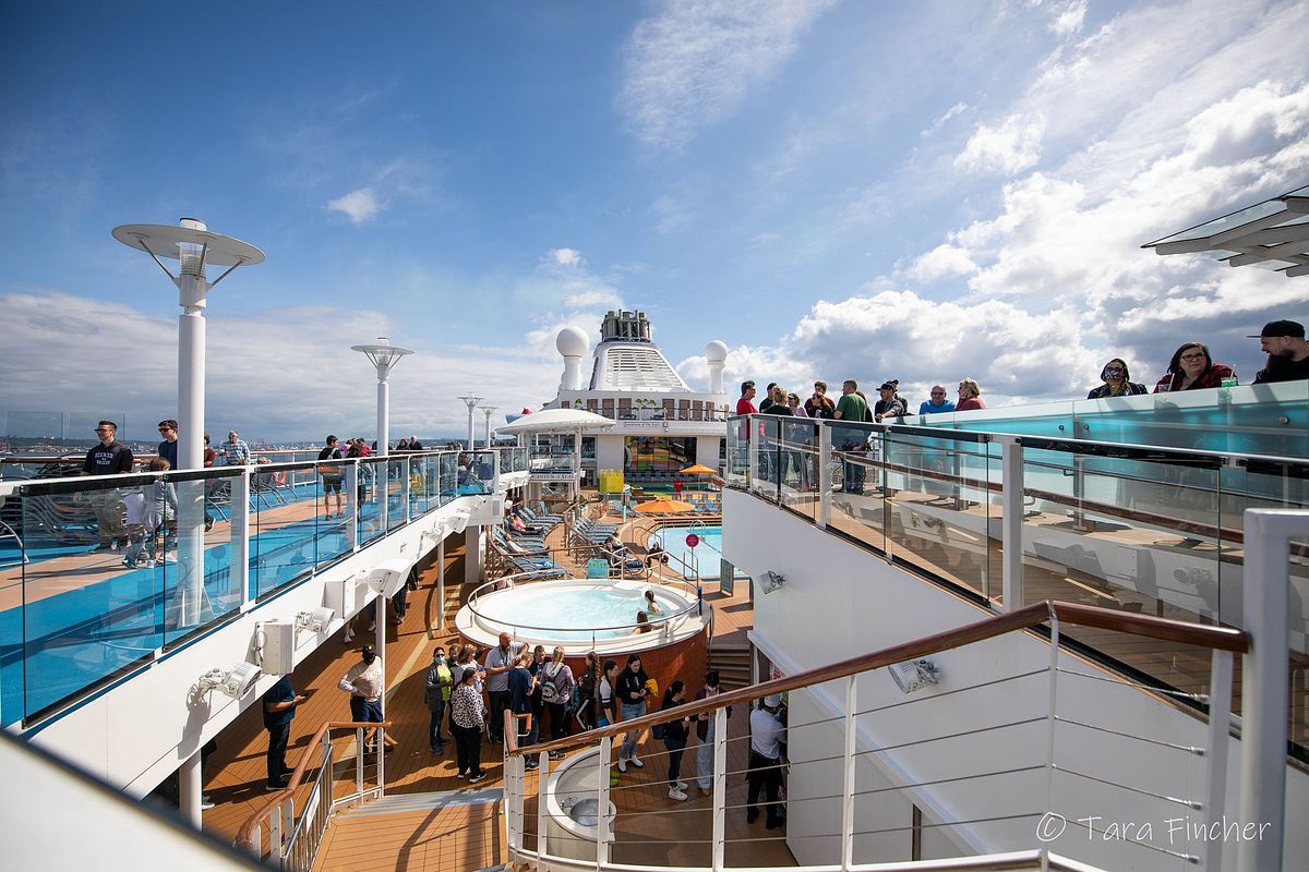 Tara Fincher - Montana Lifestyle & Wedding Photographer