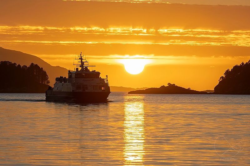 Eg er ute på oppdrag frå kl 13:45