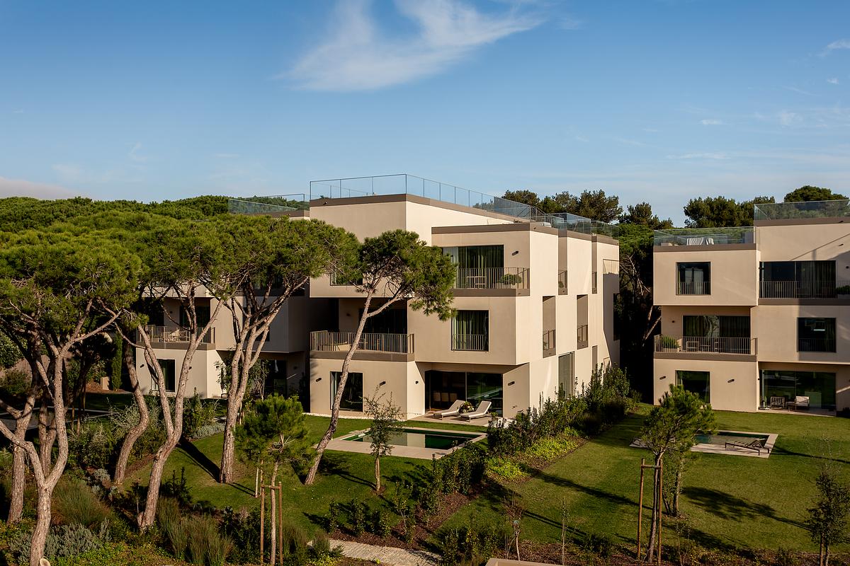 Vista geral do empreendimento Marinha Prime na Quinta da Marinha fotografado em arquitectura