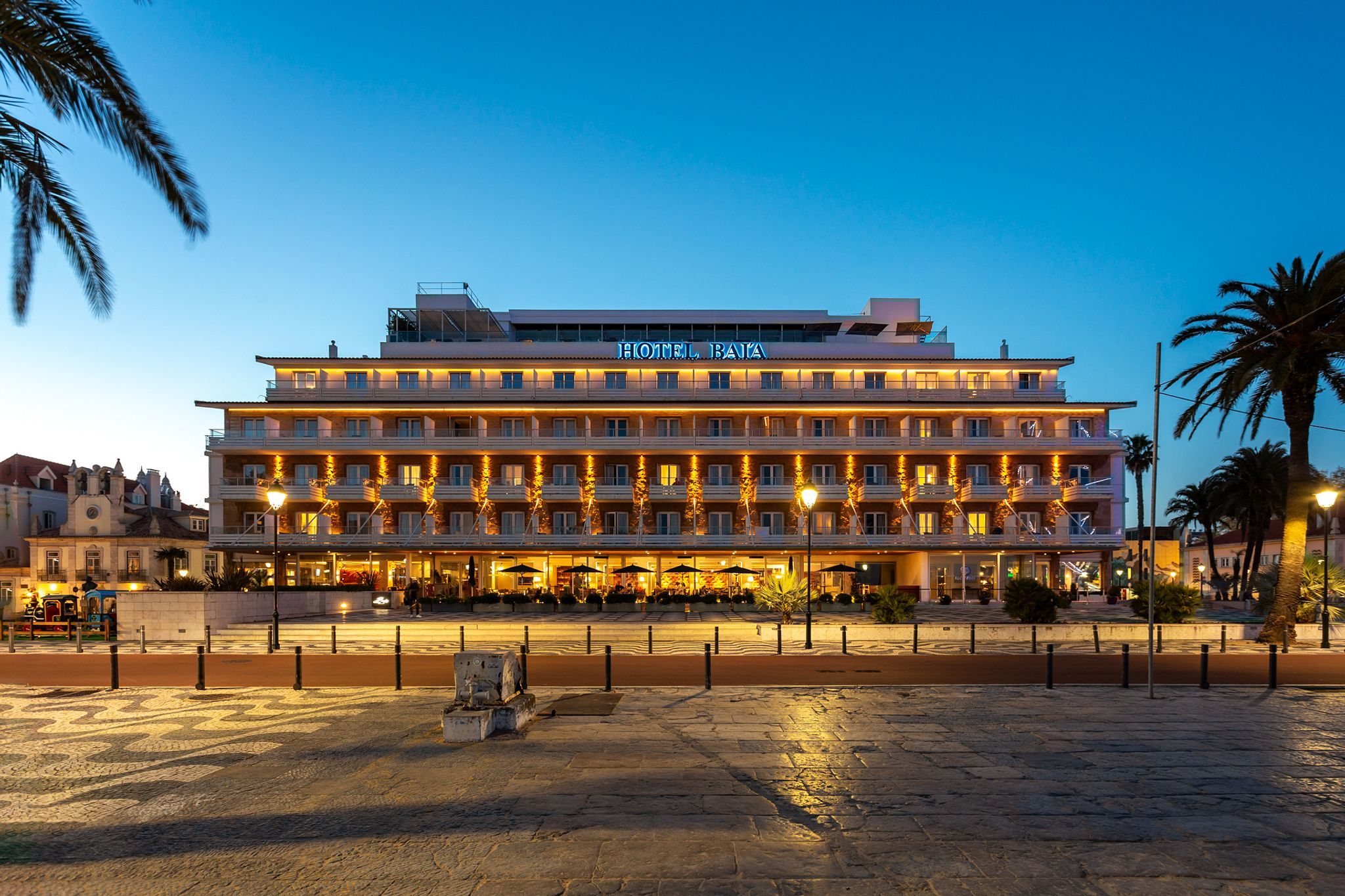 Hotel Ba&iacute;a - Fotografia da Fachada