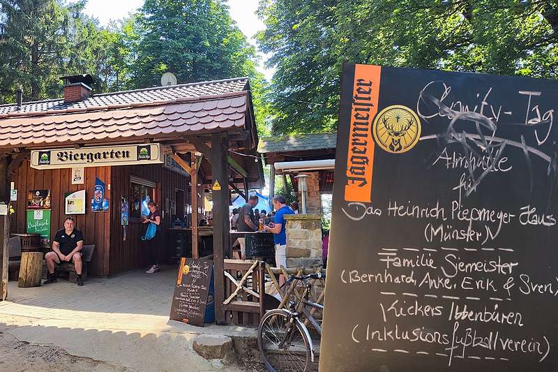 Engagement für Inklusion - Das Weib rockt und spendet