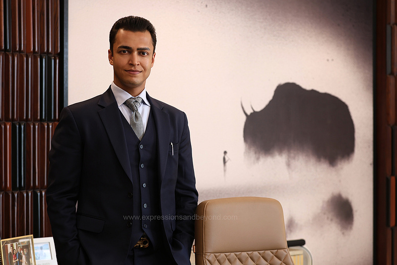 Professional profile photoshoot, headshots in Gurgaon, Delhi, Noida NCR