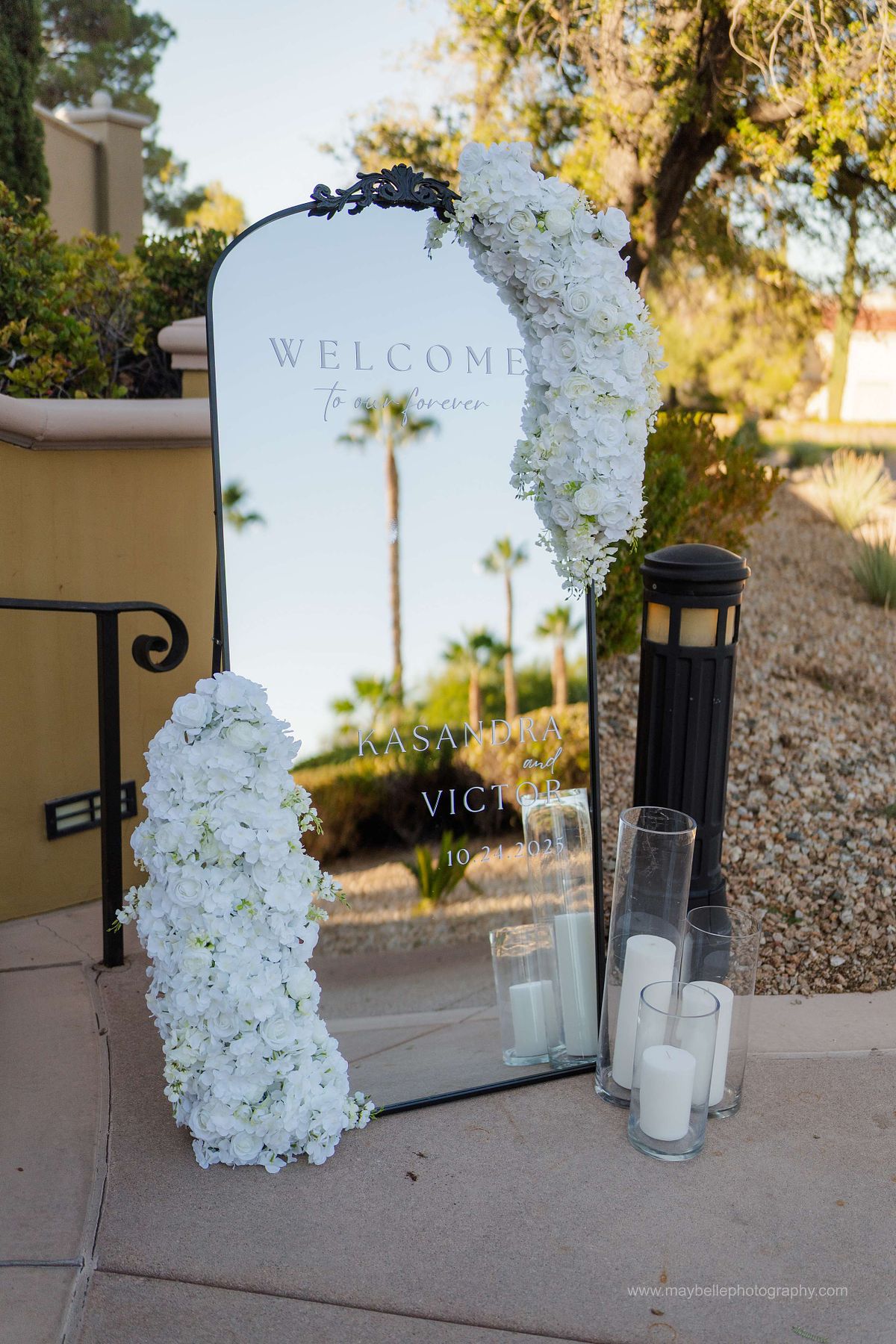 Wedding reception details at Siena Golf Club in Las Vegas with mariachi band