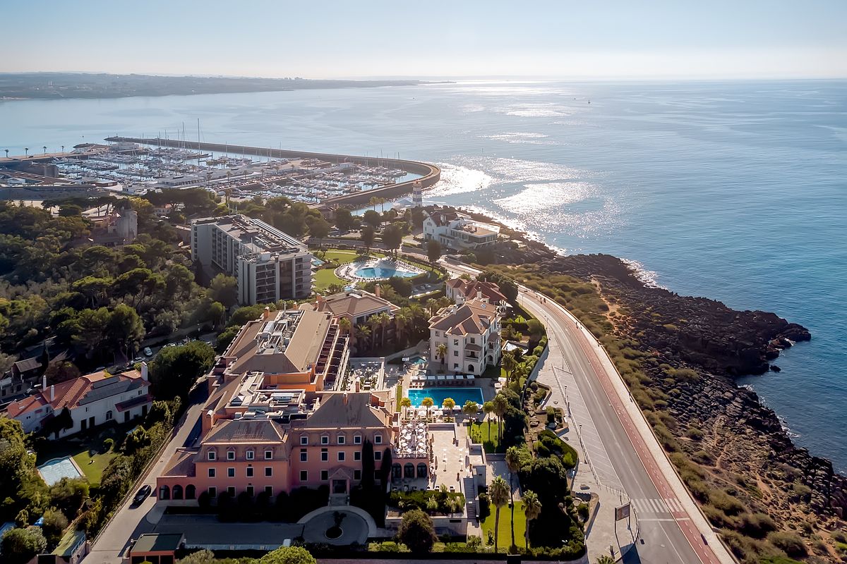 Produ&ccedil;&atilde;o fotogr&aacute;fica de no Grande Real Villa It&aacute;lia, membro do THE LEADING HOTELS OF THE WORLD.