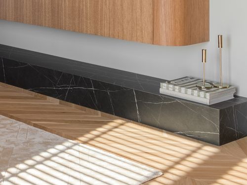 Styling detail captured in perfect sunlight – Herculane project