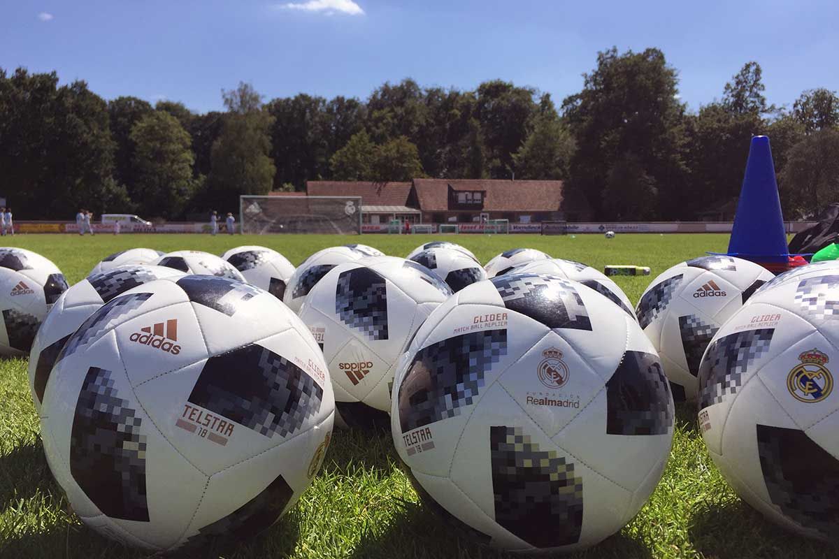 Marcel Grabow holt königliche Fußballschule nach Ibbenbüren