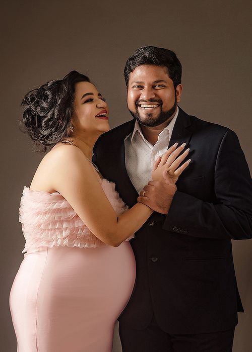 Maternity photo shoot by Akkil Suvarna